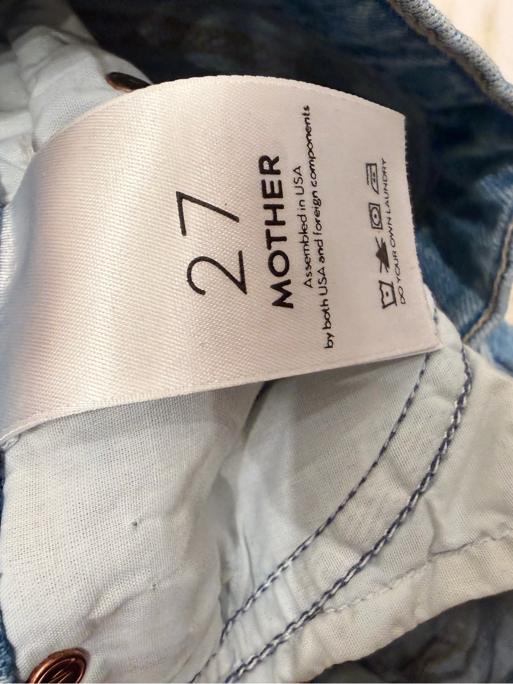 MOTHER Dazzler I Confess Size 27 heart on tush - Picture 3 of 8